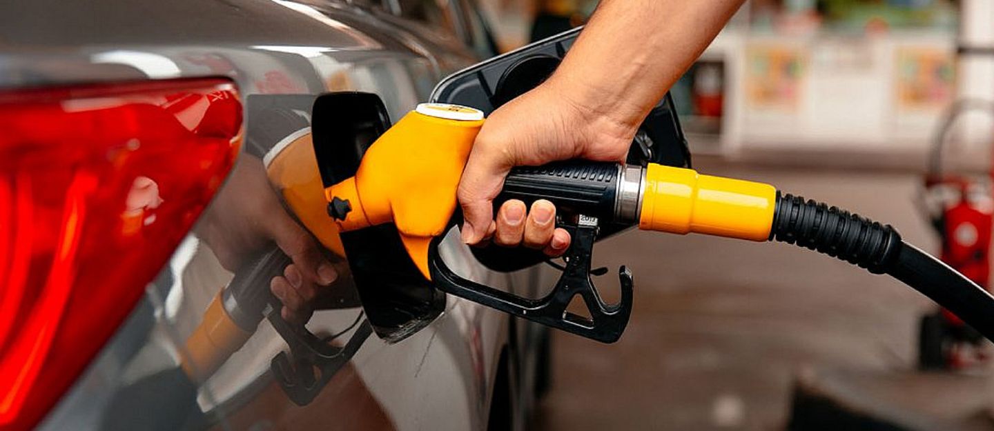 Never refuel while your engine is running