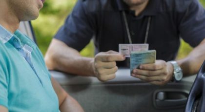 Losing driving licence in Dubai can happen if you repeatedly violate traffic rules