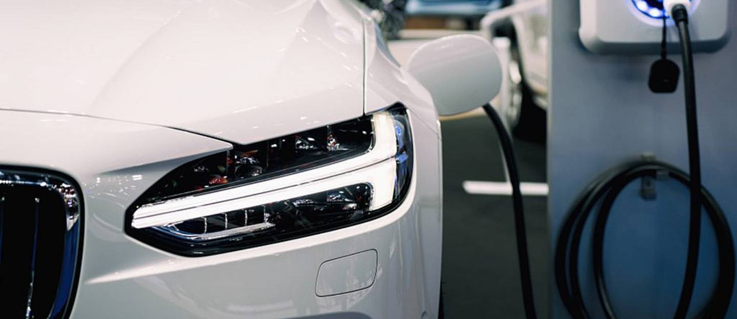 All About heat pump in an EV