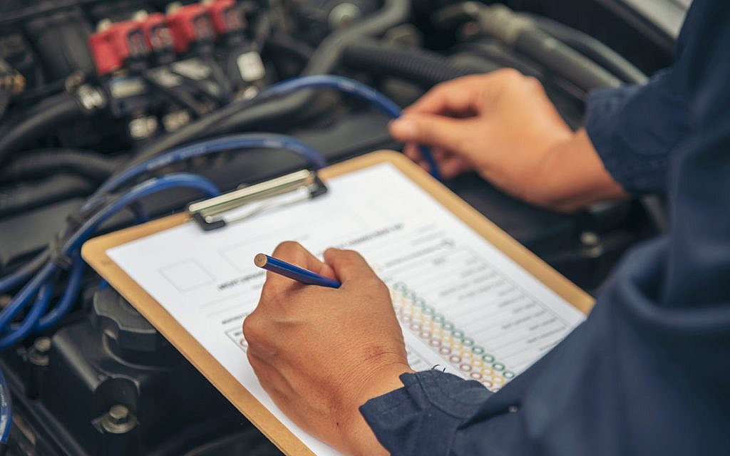 Right-hand drive car ownership in the UAE is legal for collectors