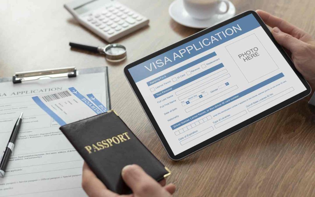 there are certain visa and permit requirements to work legally in the UAE