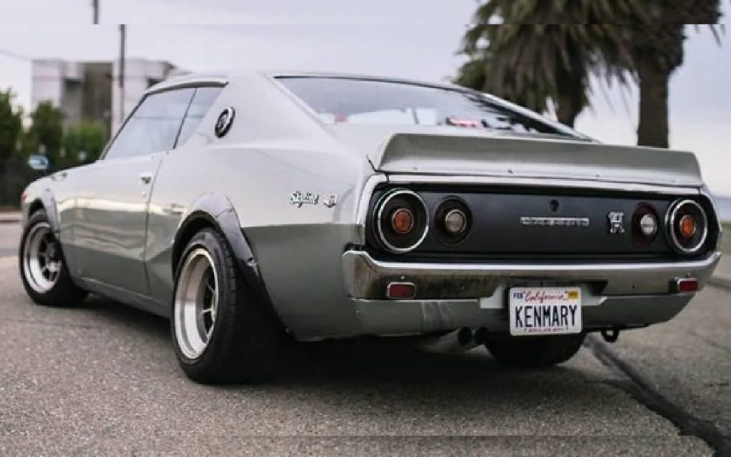 Old Nissan Skyline GT