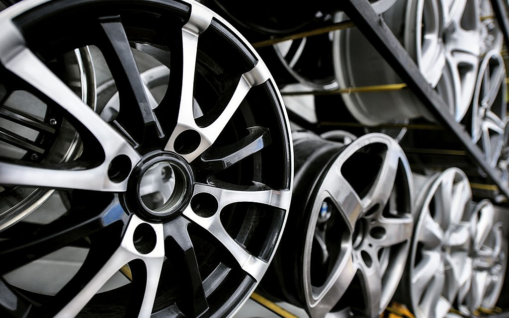 A selection of wheels with different patterns