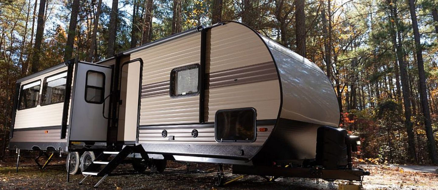 There are several well-known caravan camping spots in the UAE