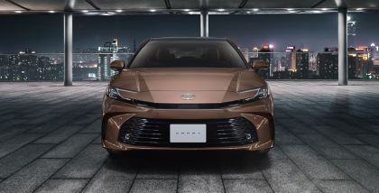 سيارة تويوتا كامري 2026