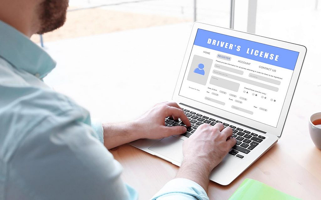 Requirements for online driving licence renewal in the UAE
