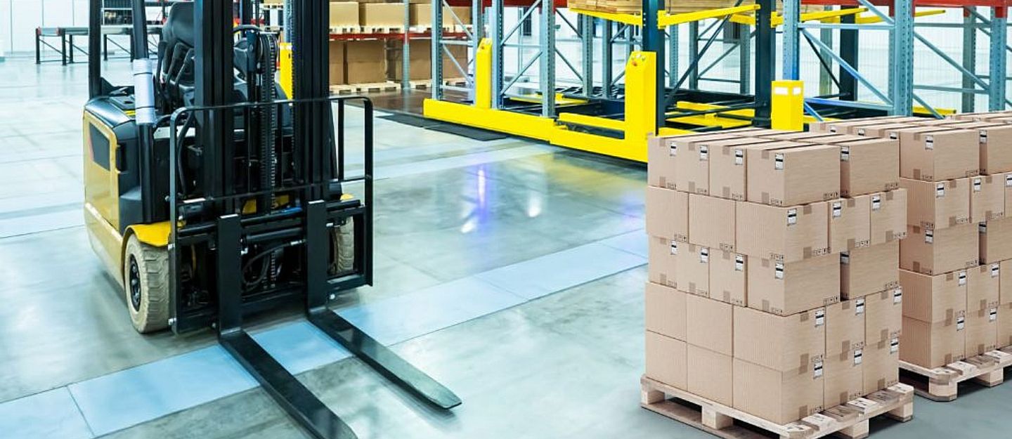 Understanding Forklifts: Types, Uses & Operation\