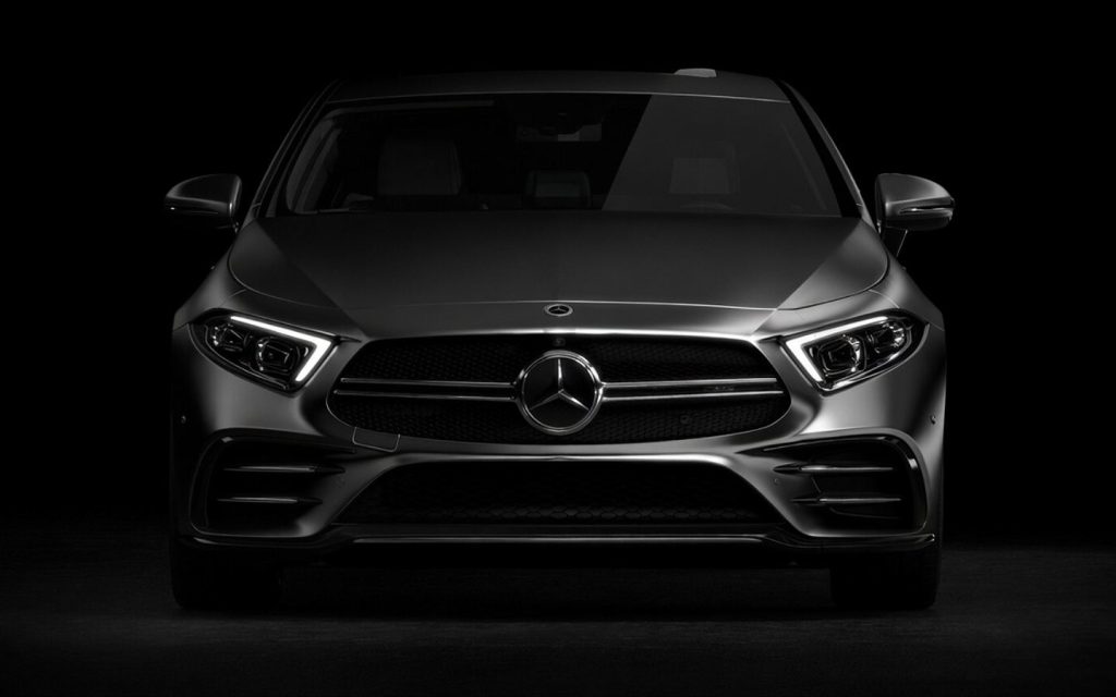 A Mercedes car illustration for modular vehicle design customisation