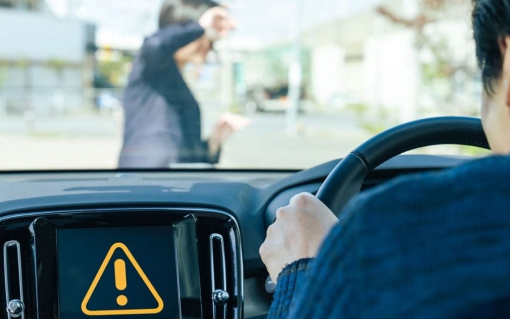 A human in front of the car detected by the sensor 