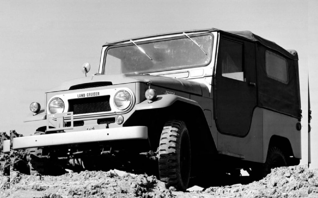 An old Land Cruiser model depicting the history of Toyota models