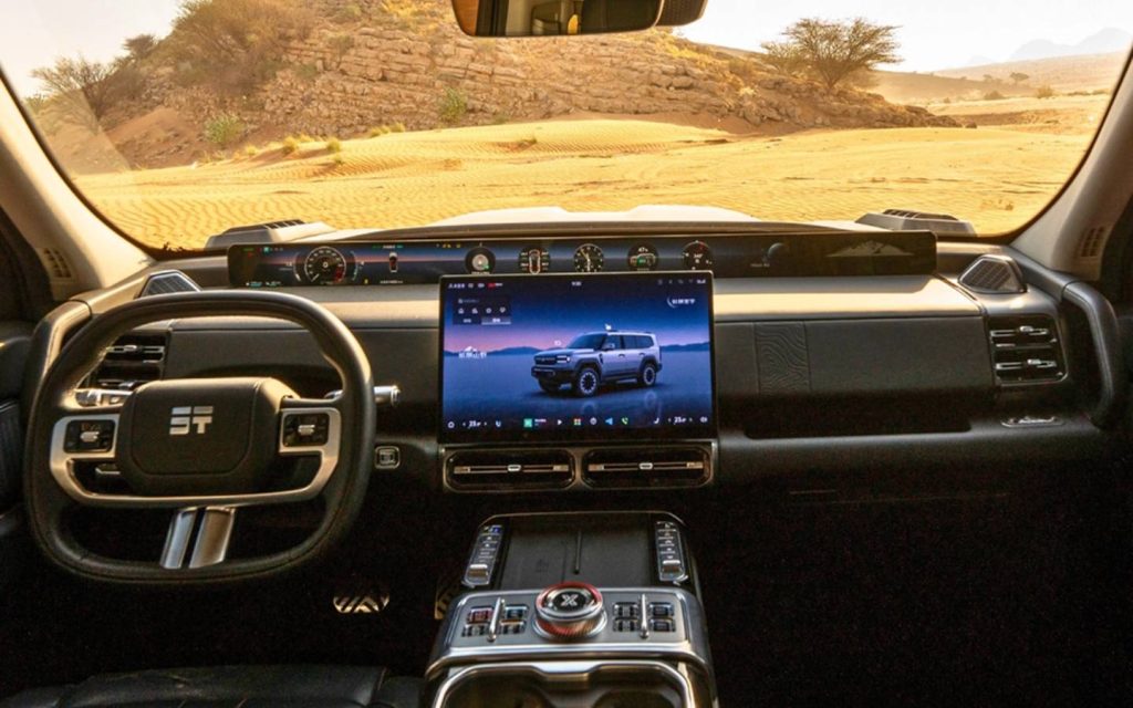 Jetour G700 TopFire SUV interior